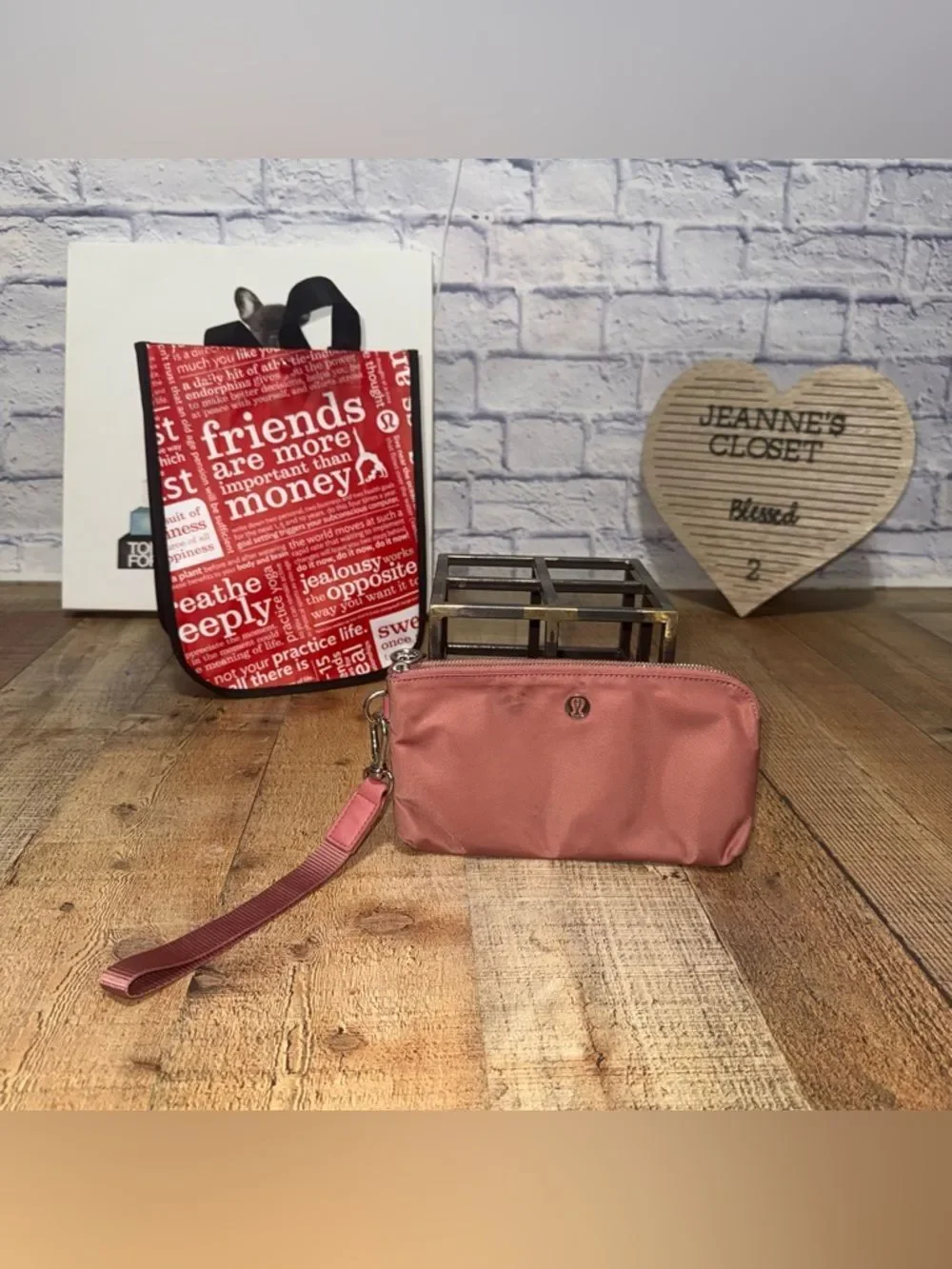 Lululemon Curved Wristlet Brier Rose
